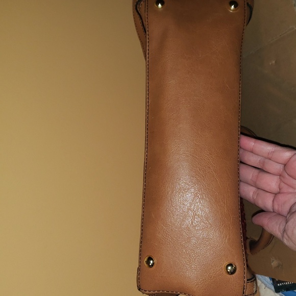 London Fog large bag - Picture 4 of 5